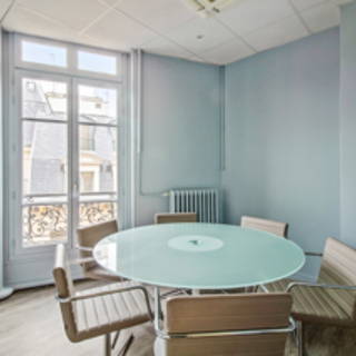Bureau privé 22 m² 4 postes Coworking Rue la Fayette Paris 75009 - photo 5
